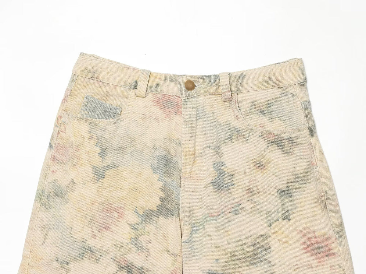 Women's floral printed mid waist shorts