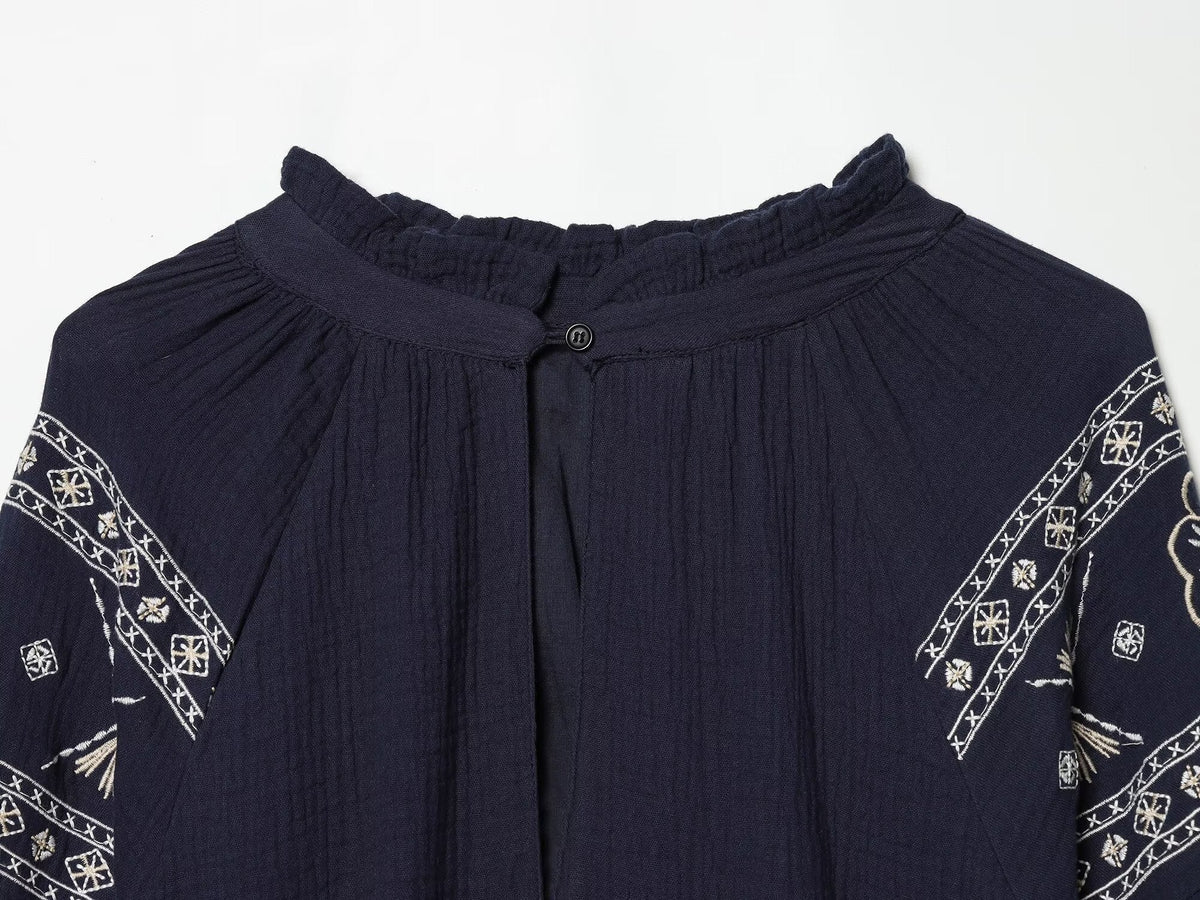 Women's embroidered decorative puffy shirt